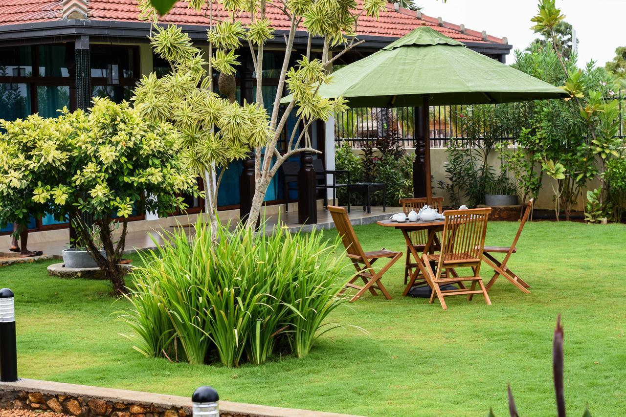 Dream Garden Hotel อารูกัมเบย์ ภายนอก รูปภาพ