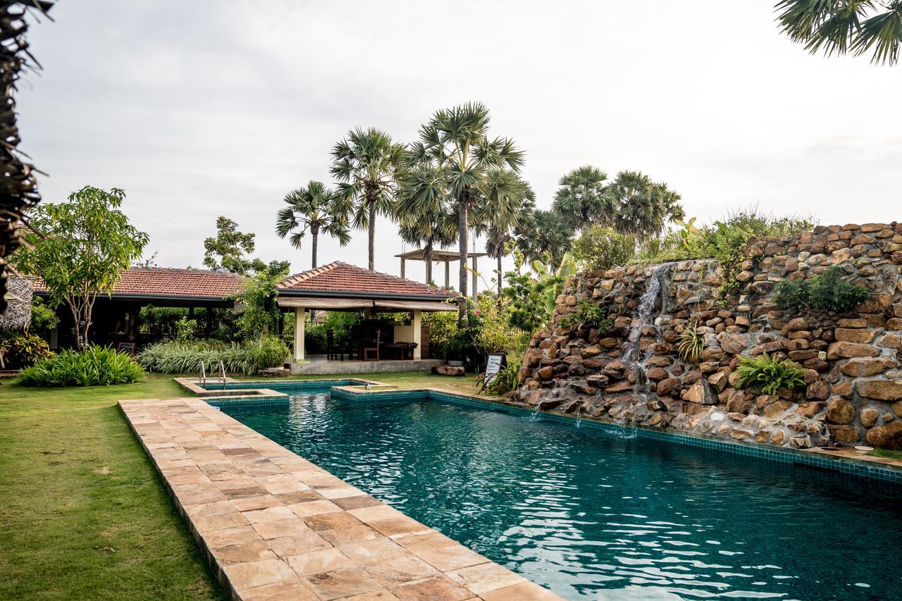Dream Garden Hotel อารูกัมเบย์ ภายนอก รูปภาพ