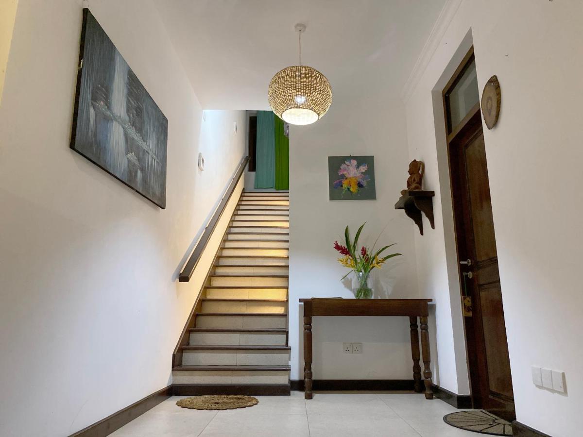 Dream Garden Hotel อารูกัมเบย์ ภายนอก รูปภาพ