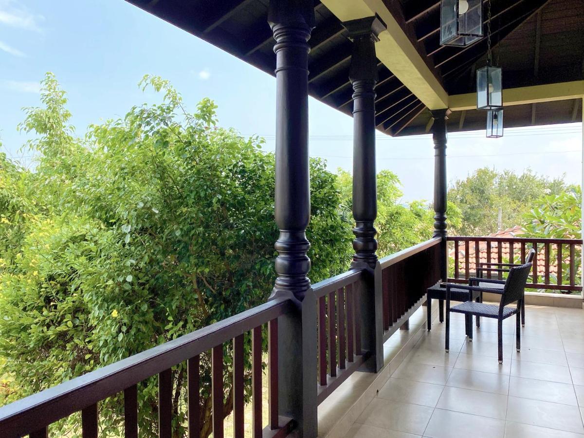 Dream Garden Hotel อารูกัมเบย์ ภายนอก รูปภาพ