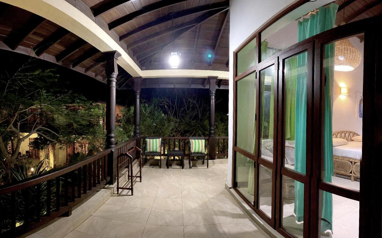 Dream Garden Hotel อารูกัมเบย์ ภายนอก รูปภาพ